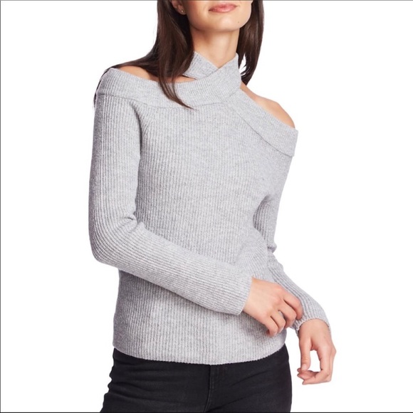 1.State Cross Neck Cold Shoulder Sweater Gray NWT - Picture 2 of 5